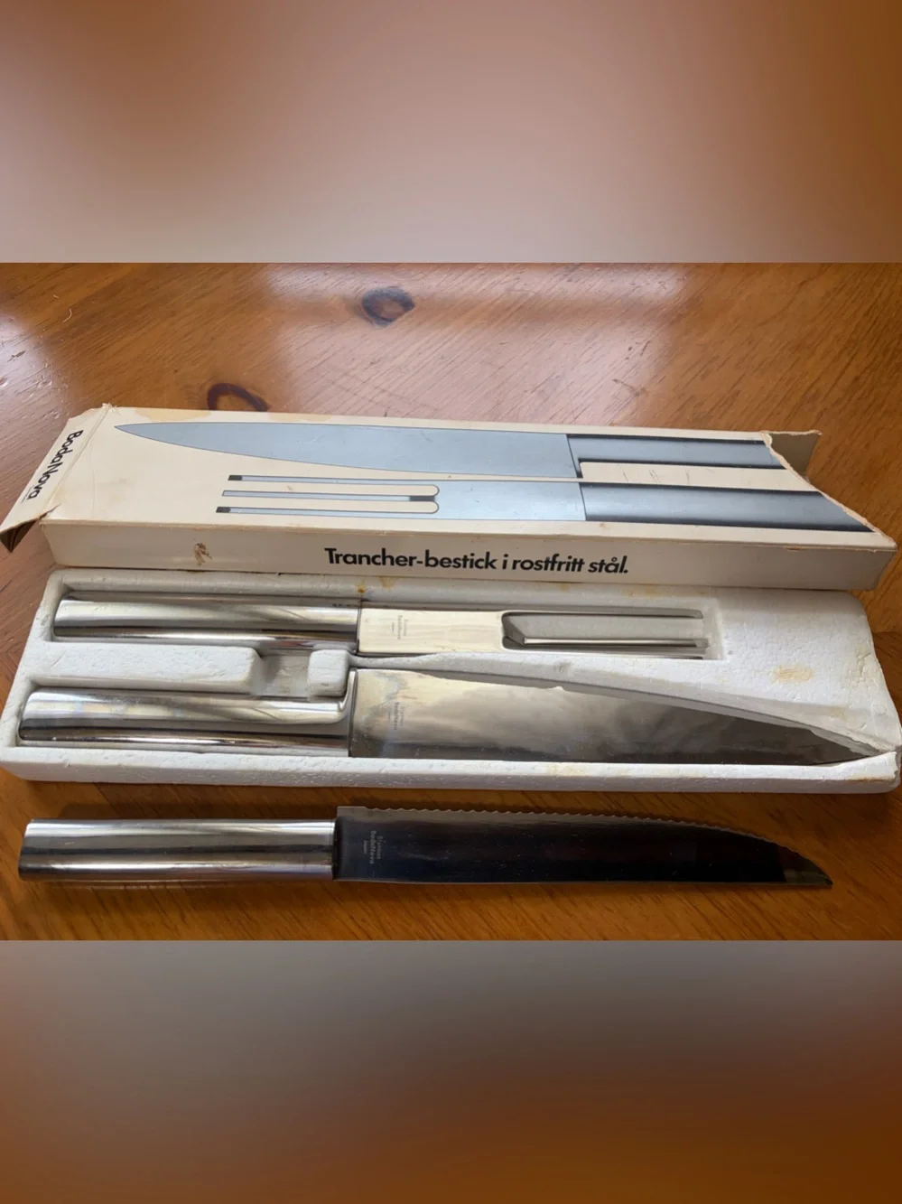 BodaNova 3-piece set: meat knife and fork, and a serrated utility knife.vintage